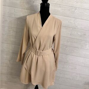 Have LA Women’s Elegant Tan Crossover Mini Dress. Size M